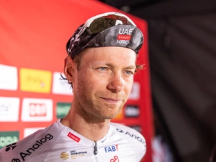 Großschartner Dritter beim Zeitfahr-Auftakt im Baskenland