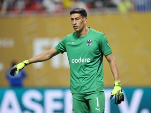 Saragossa-Keeper wegen Faustschlags für 13 Spiele gesperrt