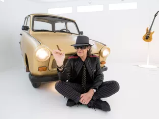 24 Künstler schenken Udo Lindenberg ein Tribute-Album