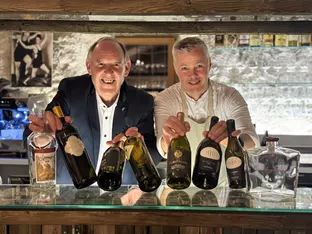 Tramin setzt auf Gewürztraminer: Dinner mit heimischen Weinen