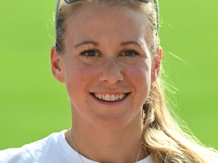 Julia Mayer Dritte im Linz-Marathon