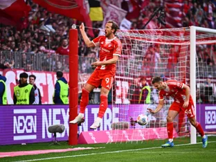 Bayern schießt Stuttgart ab und sich vorzeitig zum Titel