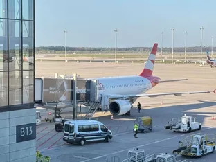 AUA streicht kostenfreien Handgepäckkoffer