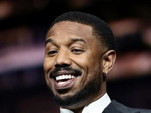 Michael B. Jordan und Austin Butler in "Miami Vice '85"