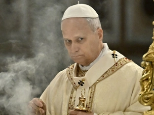 Papst Leo XIV. leitet erstmals Karfreitagsprozession