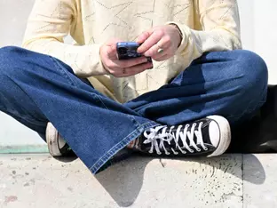 Social Media Nutzung verstärkt Körperunzufriedenheit