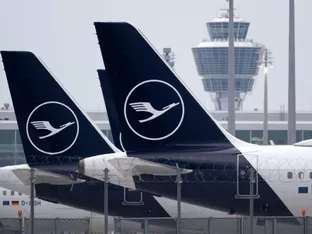 Flugbegleiter streiken bei der Lufthansa