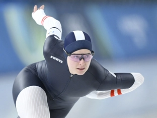 Herzog nun in Eisschnelllauf-Gruppe von Olympiasieger Stolz