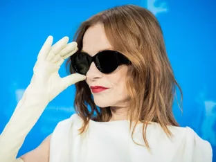 Isabelle Huppert findet sich "überhaupt nicht mutig"