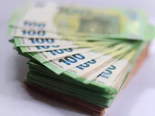 Stocker: Mehr als zwei Milliarden Euro einsparen