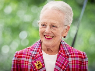 Dänische Königin Margrethe nach Sturz erneut im Krankenhaus