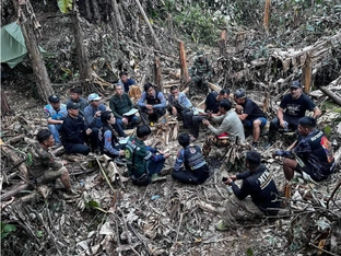 Aus Höhle in Laos Gerettete sollen bei weiterer Suche helfen