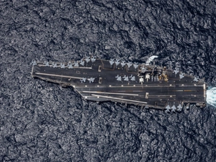 USA und Iran beschießen einander in Straße von Hormuz