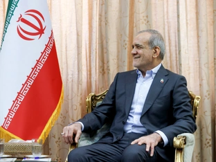 Irans Präsident Pezeshkian fordert neuen Politikstil