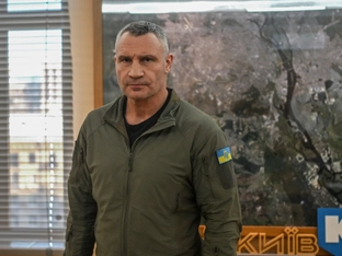 Schwere russische Luftangriffe auf Kiew und weitere Städte