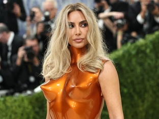 Kim Kardashian: "Ich nehme 35 Supplements am Tag"
