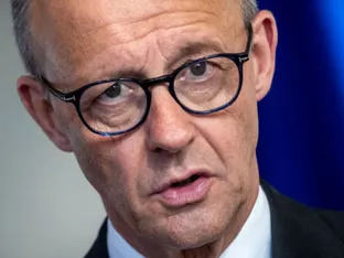 Merz schlägt assoziierte EU-Mitgliedschaft der Ukraine vor