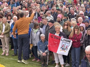 Fast 2.000 Sullivans bei Rekordfamilientreffen in Irland