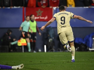 Barcelona mit Chance auf "Couch"-Titel am Sonntag