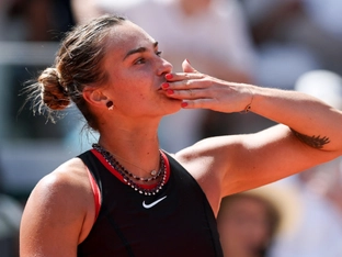 Topgesetzte Sabalenka bei French Open im Achtelfinale