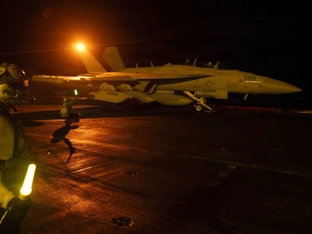 USA greifen Raketenstellungen im Iran und Minen-Schiffe an