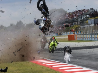 Acosta in Montmelo mit Ausfall statt MotoGP-Premierensieg