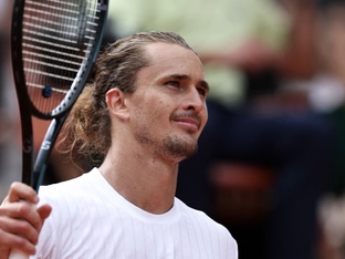 Zverev zieht in Paris souverän ins Viertelfinale ein