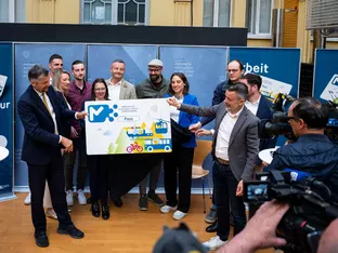 Ein Jahr Fix365 Pass und 180.000 Abonnements Südtirolmobil