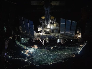 Astronauten verlassen Raumstation ISS zeitweise wegen Lecks