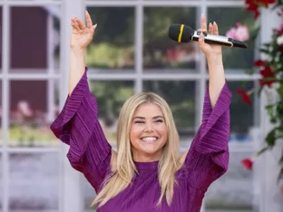 Schlagerstar Beatrice Egli geht unter die Schauspielerinnen
