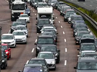 Geld zurück bei langen Autobahn-Staus in Italien