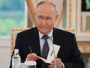Putin zeigt sich bei Wirtschaftsforum weiter siegesgewiss