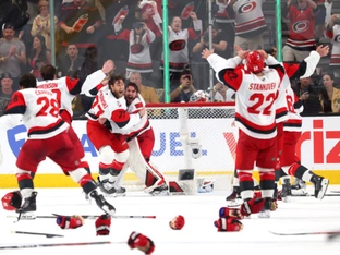 Carolina Hurricanes holen Stanley Cup