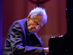 Jazzlegende Abdullah Ibrahim mit 91 Jahren gestorben