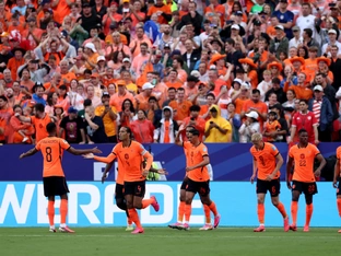 Niederlande fixiert mit 3:1-Sieg gegen Tunesien Gruppensieg