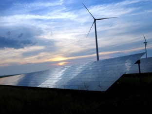 Erneuerbaren-Anteil am EU-Strommix 2025 bei 47 Prozent