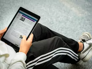 Biblio24: Unterhaltung in der Tasche