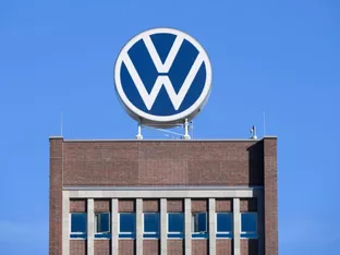 Bei VW sollen laut Bericht bis zu 100.000 Stellen wegfallen