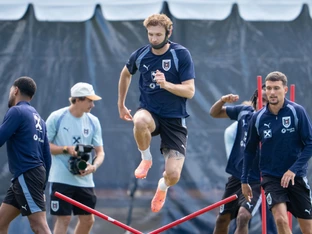 ÖFB-Team im Samstag-Training vollzählig - Posch mit Maske