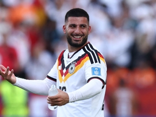 Joker Undav schießt DFB-Elf mit Doppelpack zum Aufstieg