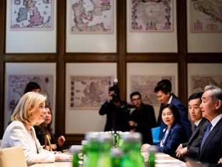 Meinl-Reisinger reist nach China