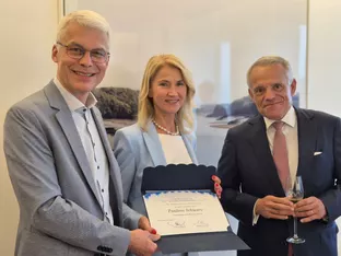 Paulina Schwarz in den Gremien der Internationalen Raiffeisen Union bestätigt