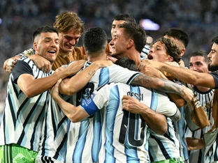 Argentinien zittert sich gegen Kap Verde ins WM-Achtelfinale