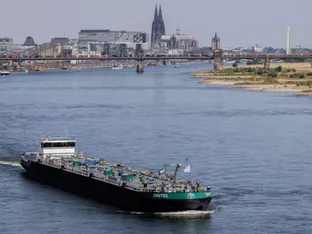 Niedrige Pegelstände beeinträchtigen deutsche Schifffahrt