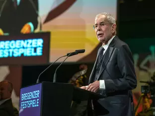 Van der Bellen eröffnete die 80. Bregenzer Festspiele
