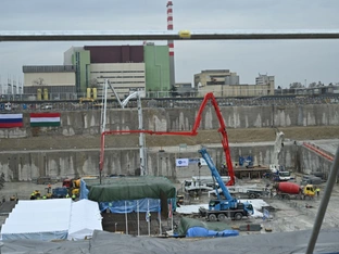 Mangel an Kühlwasser: Ungarn nimmt AKW Paks vom Netz