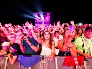 Keine heiße Party: Donauinselfest startete wohltemperiert
