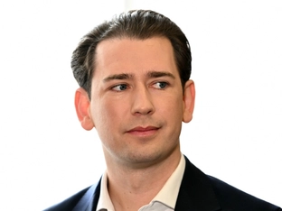 Kurz dementiert mögliche Rückkehrpläne in die Politik