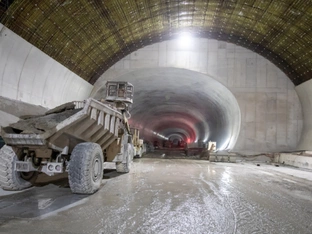 Brennerbasistunnel: Durchschlag der Haupttunnelröhren