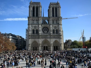 Notre-Dame in Paris erhält im Herbst neue Fenster
